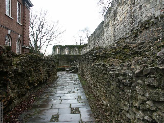 PICT5490-Roman_walls